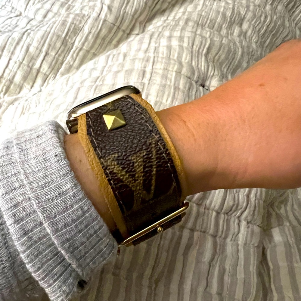 Lious Vuitton monogram spark*l sivella band